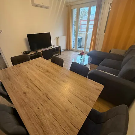 Spacieux T4 Prés Du Quartier Cartoucherie Appartement